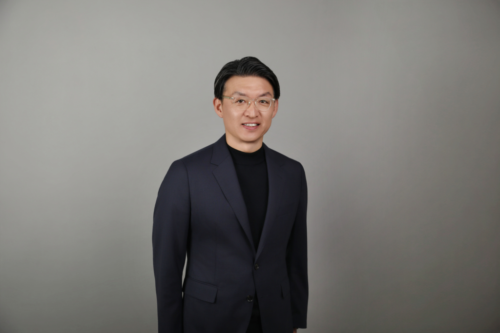 代表取締役 籔 健一